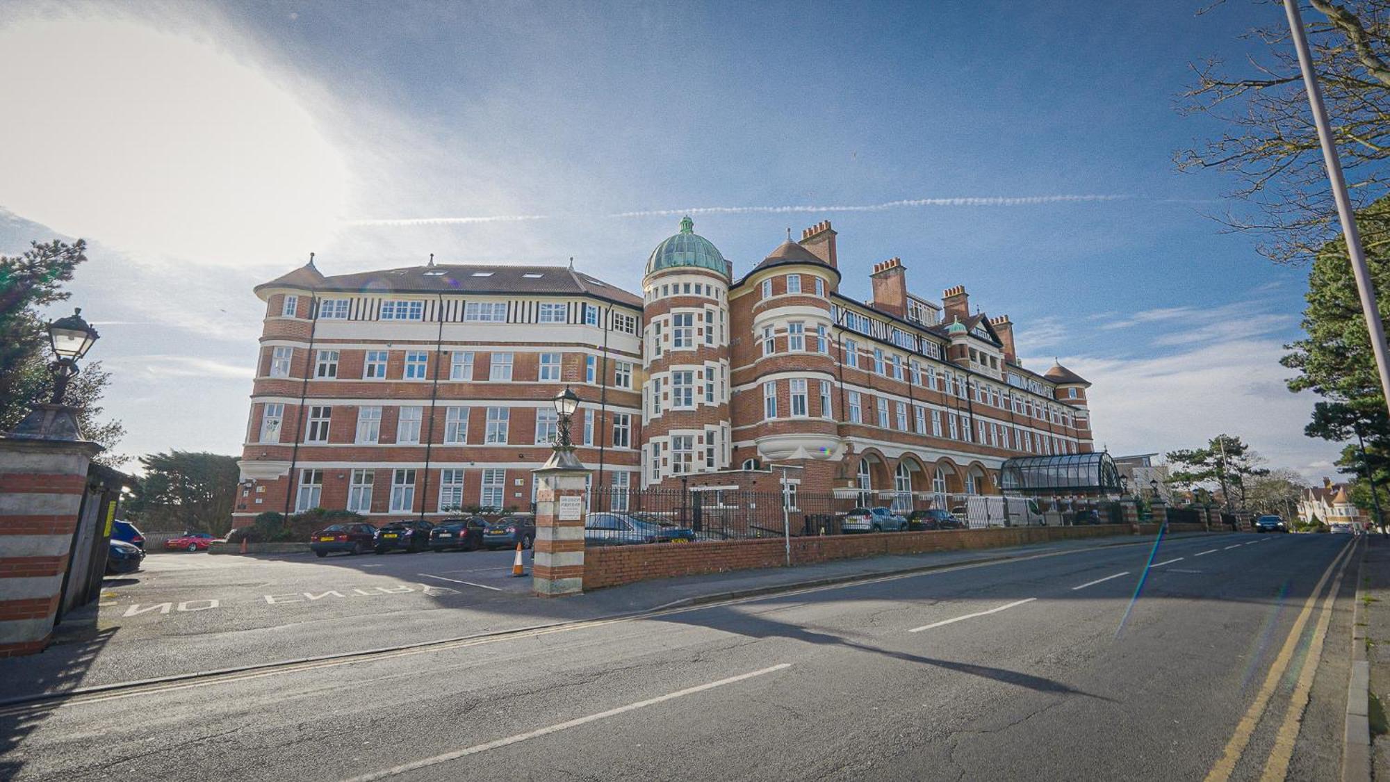 Burlington Mansions - Stunning Coastal Apartment Bournemouth Dış mekan fotoğraf